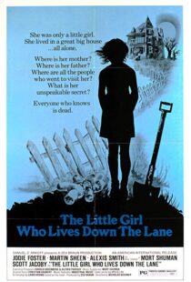 دانلود فیلم The Little Girl Who Lives Down the Lane 197610480-85508375