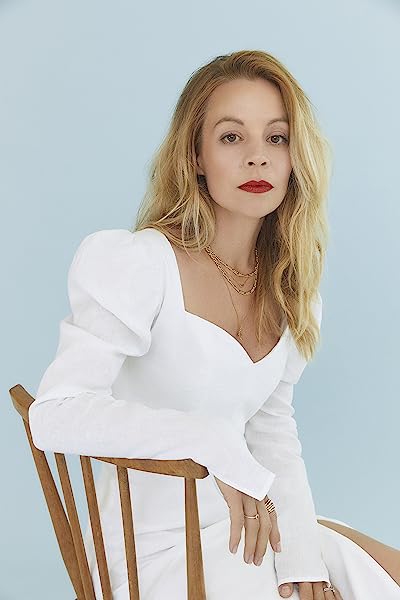 Fiona Button