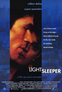 دانلود فیلم Light Sleeper 1992381643-1850604963
