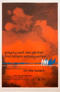 دانلود فیلم On the Beach 1959399529-35102074