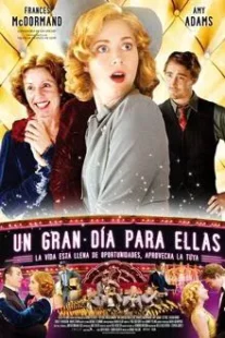 دانلود فیلم Miss Pettigrew Lives for a Day 2008425519-1730355190