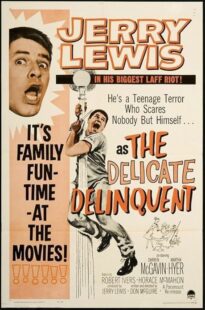 دانلود فیلم The Delicate Delinquent 1957422627-1185153426